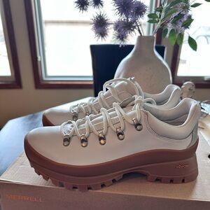 Merrell Women's White and Tan Athletic Shoes
